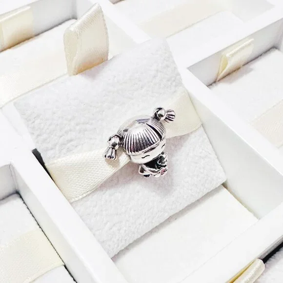 925 Sterling Silver Little Girl With Teddy Bead Charm Bead Fits Pandora Bracelet - Picture 2 of 8